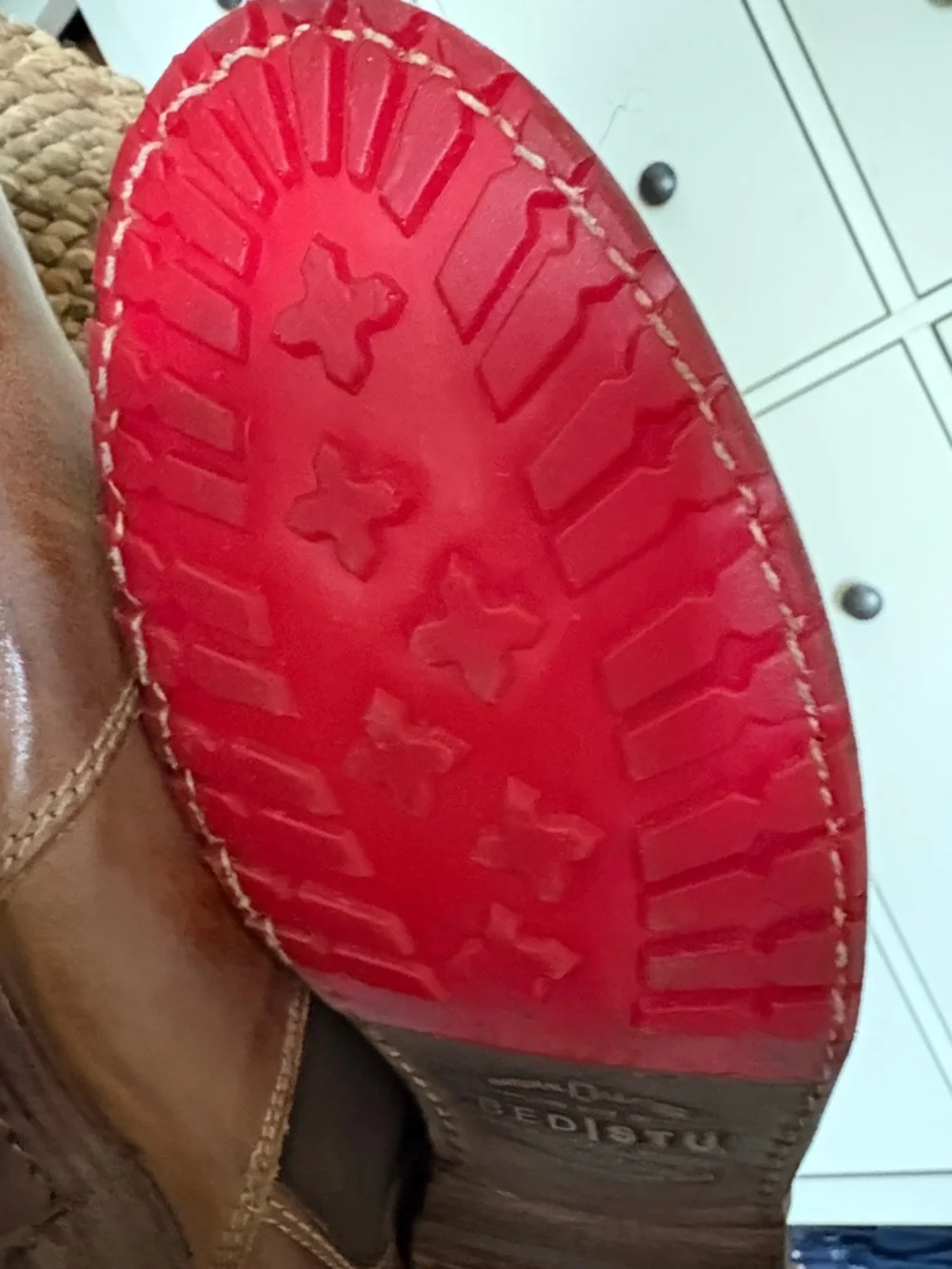 Bed Stu Nandi Chelsea Rustic Leather Boots 9